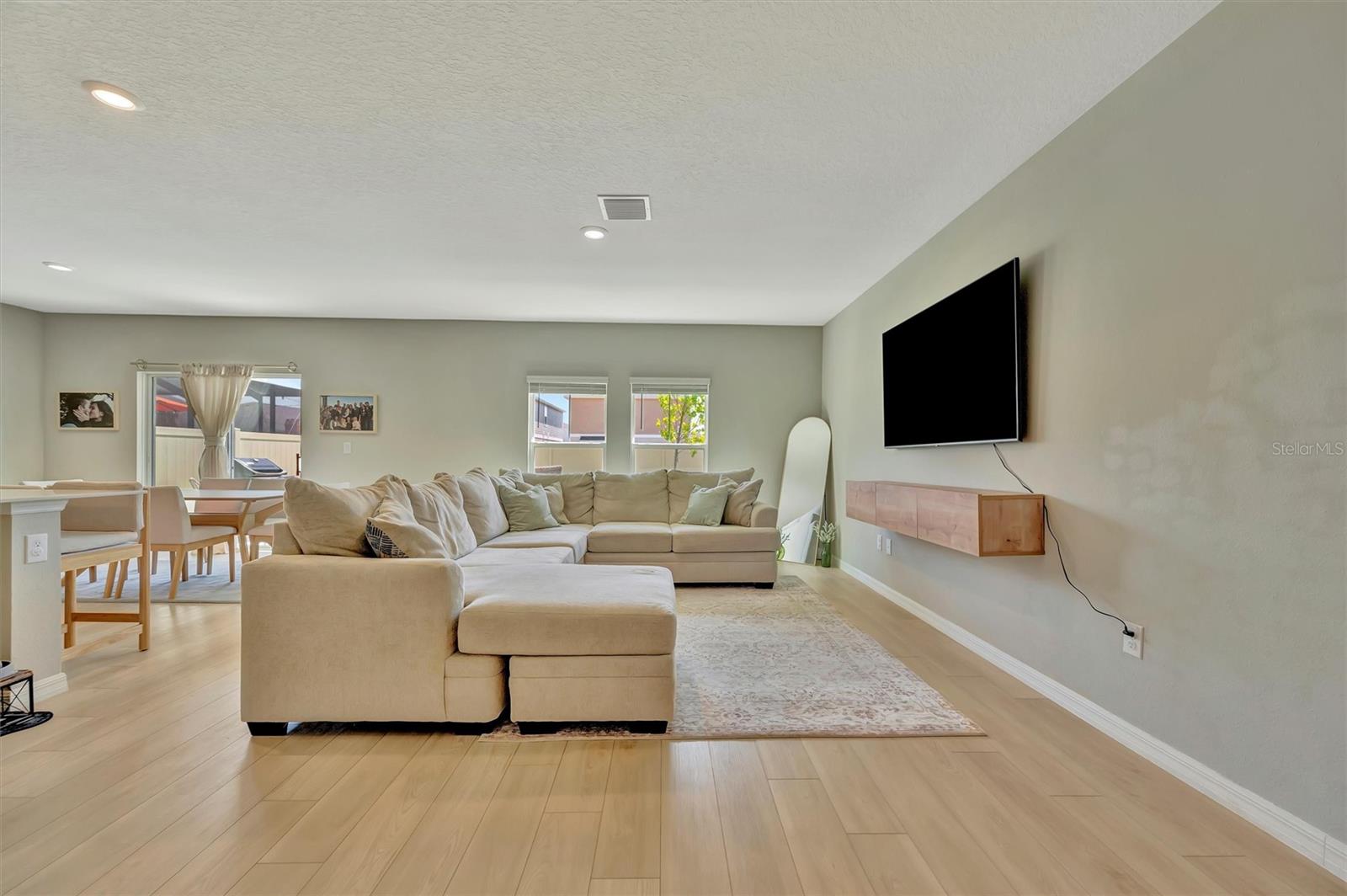 Image 15 of 43 For 12950 Pasture Woods Place
