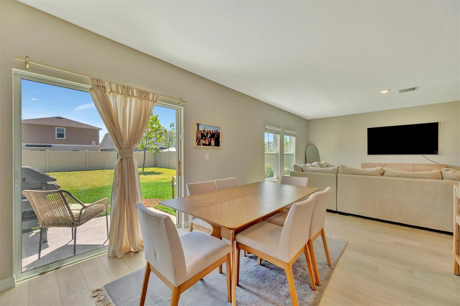 Image 22 of 43 For 12950 Pasture Woods Place