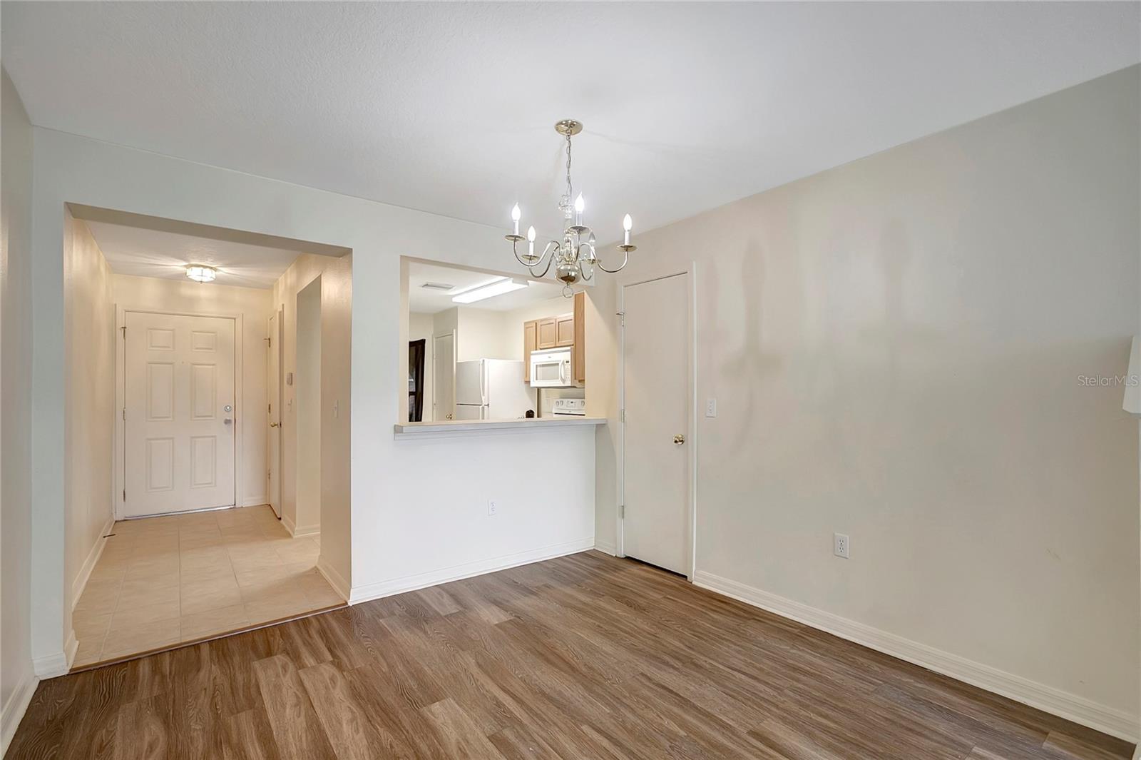 Image 10 of 20 For 6842 Dartmouth Hill Street