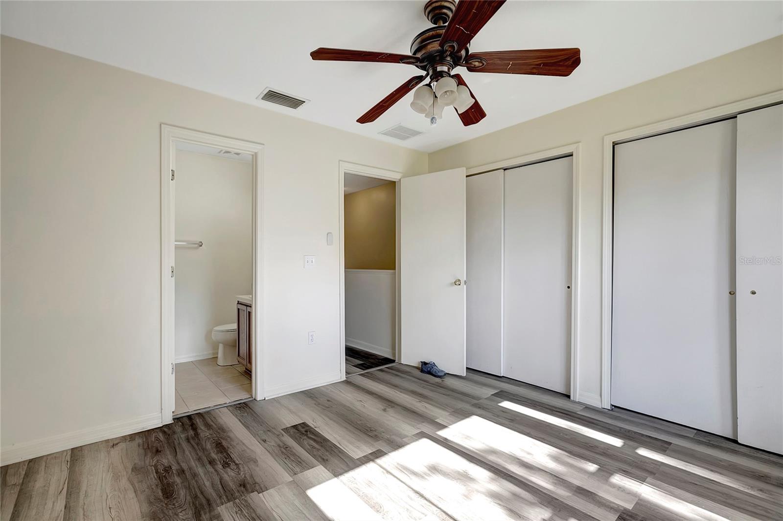 Image 16 of 20 For 6842 Dartmouth Hill Street