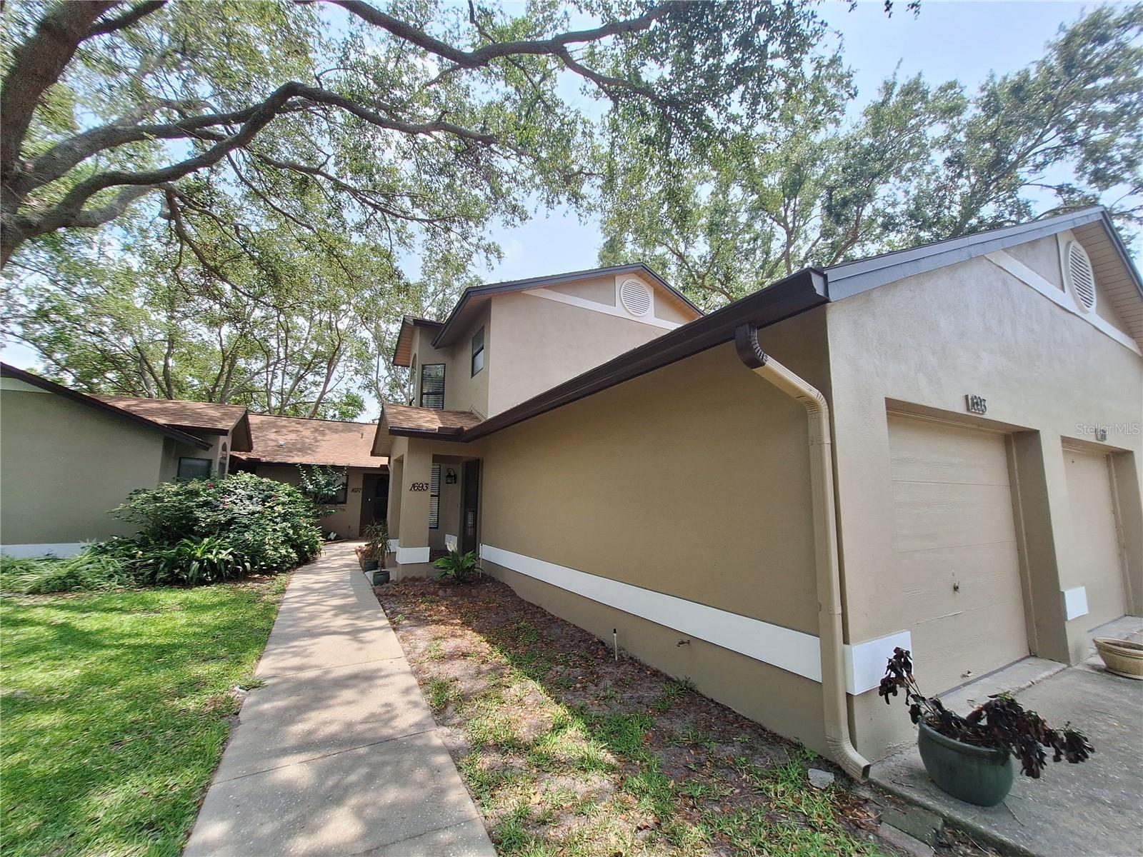 Image 4 of 88 For 1693 Fry Court