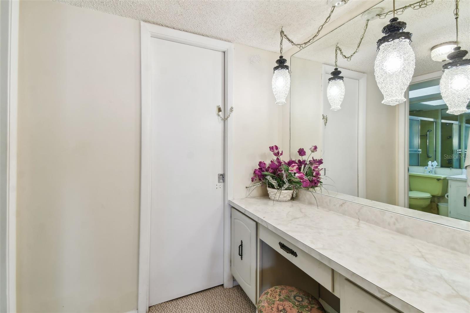 Image 11 of 50 For 17920 Gulf Boulevard 1302