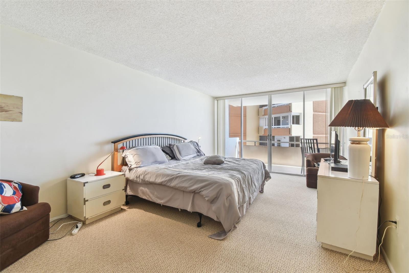 Image 5 of 50 For 17920 Gulf Boulevard 1302