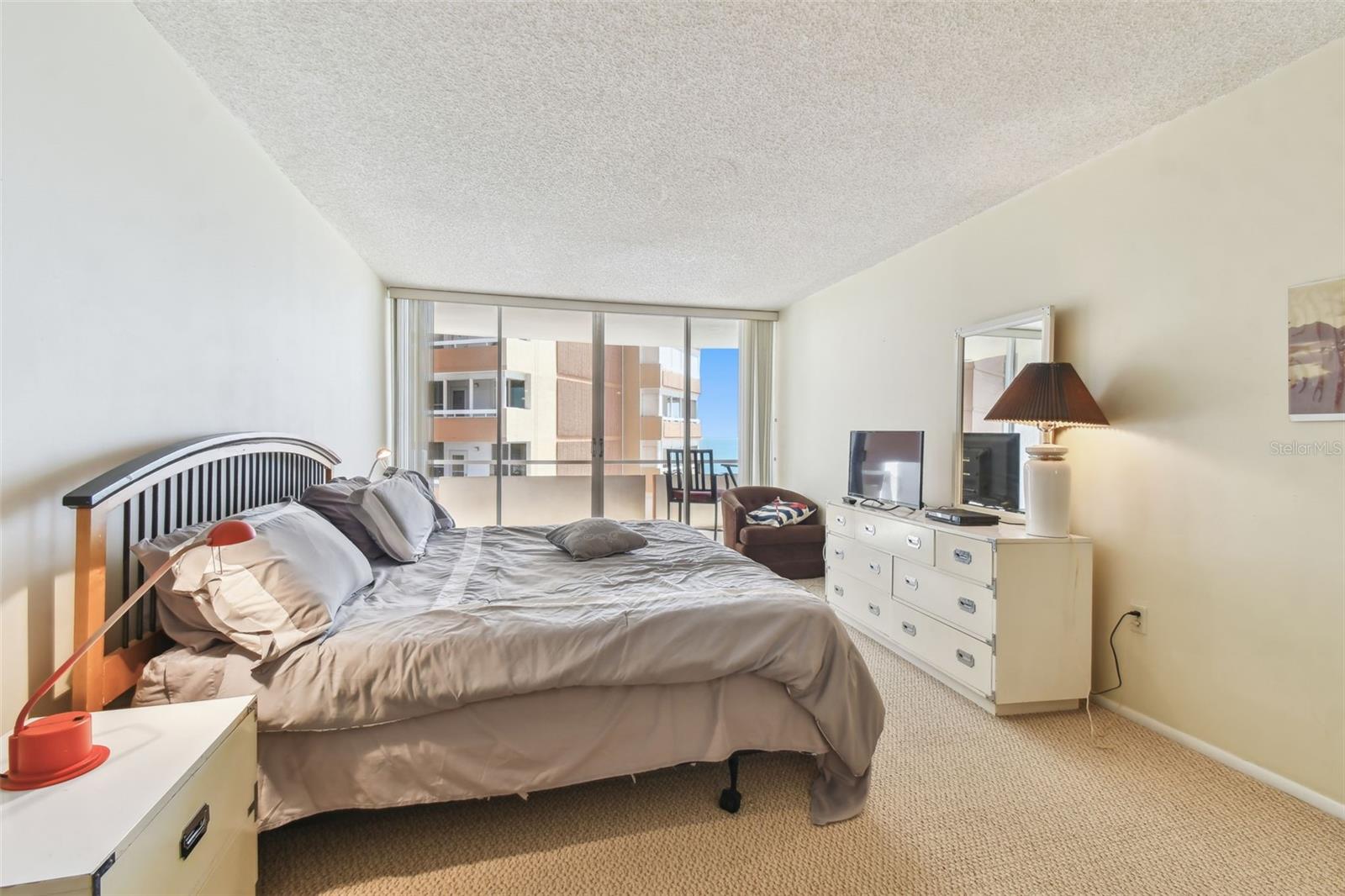 Image 6 of 50 For 17920 Gulf Boulevard 1302