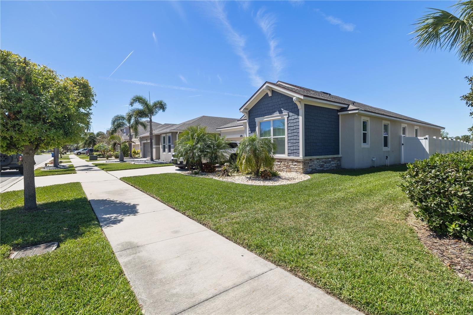 Image 3 of 29 For 13124 Rain Lily Drive