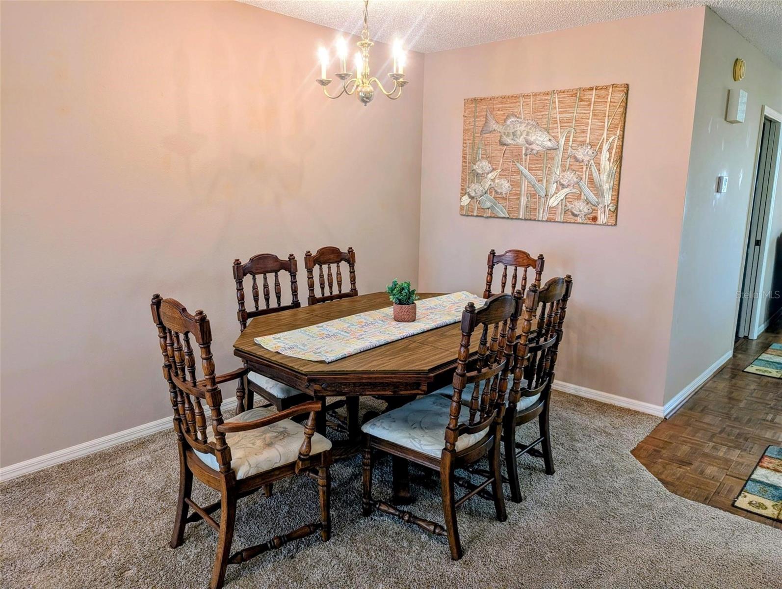 Image 8 of 31 For 810 Bluewater Drive