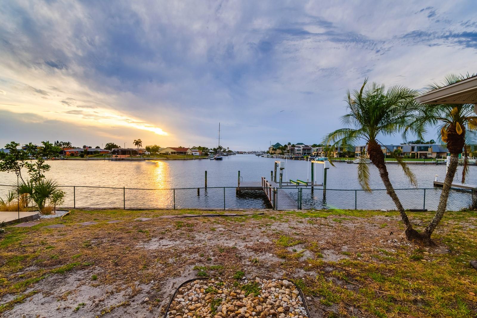 Image 32 of 70 For 6442 Lake Sunrise Drive