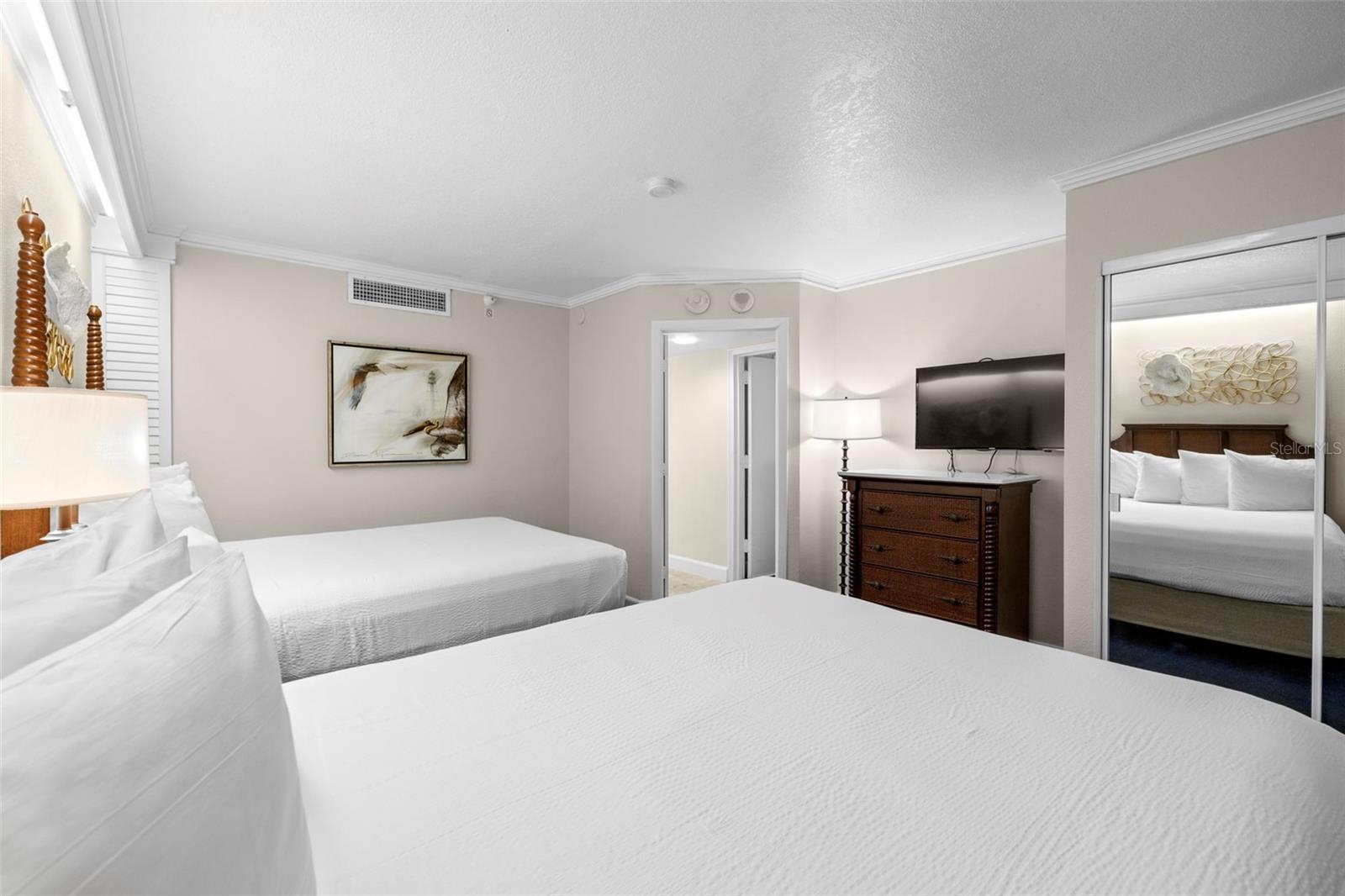 Image 21 of 42 For 5500 Gulf Boulevard 2222