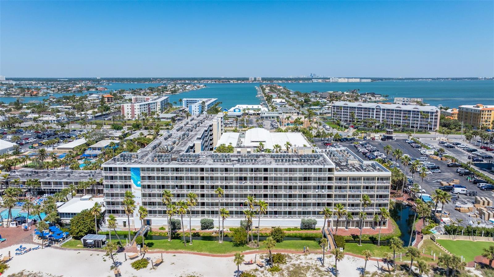 Image 39 of 42 For 5500 Gulf Boulevard 2222