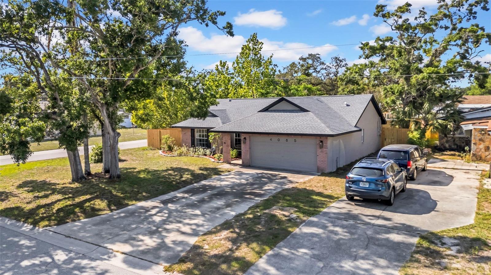 Image 3 of 43 For 4085 37th Avenue N
