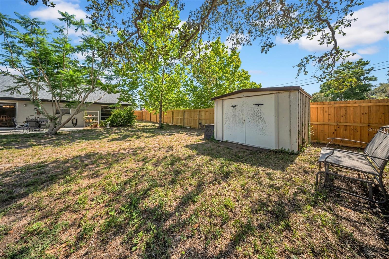 Image 33 of 43 For 4085 37th Avenue N