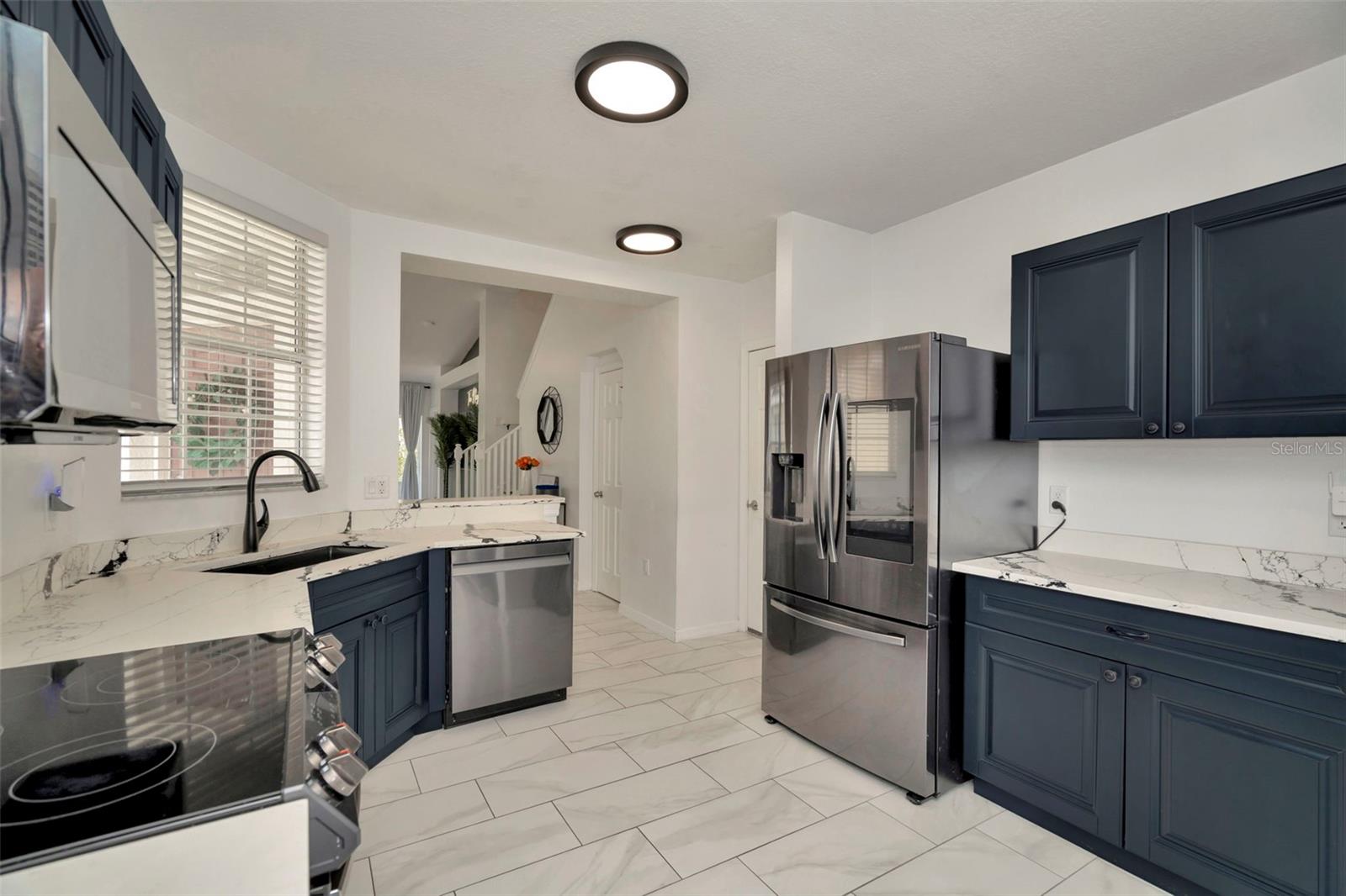 Image 12 of 40 For 6233 Olivedale Drive