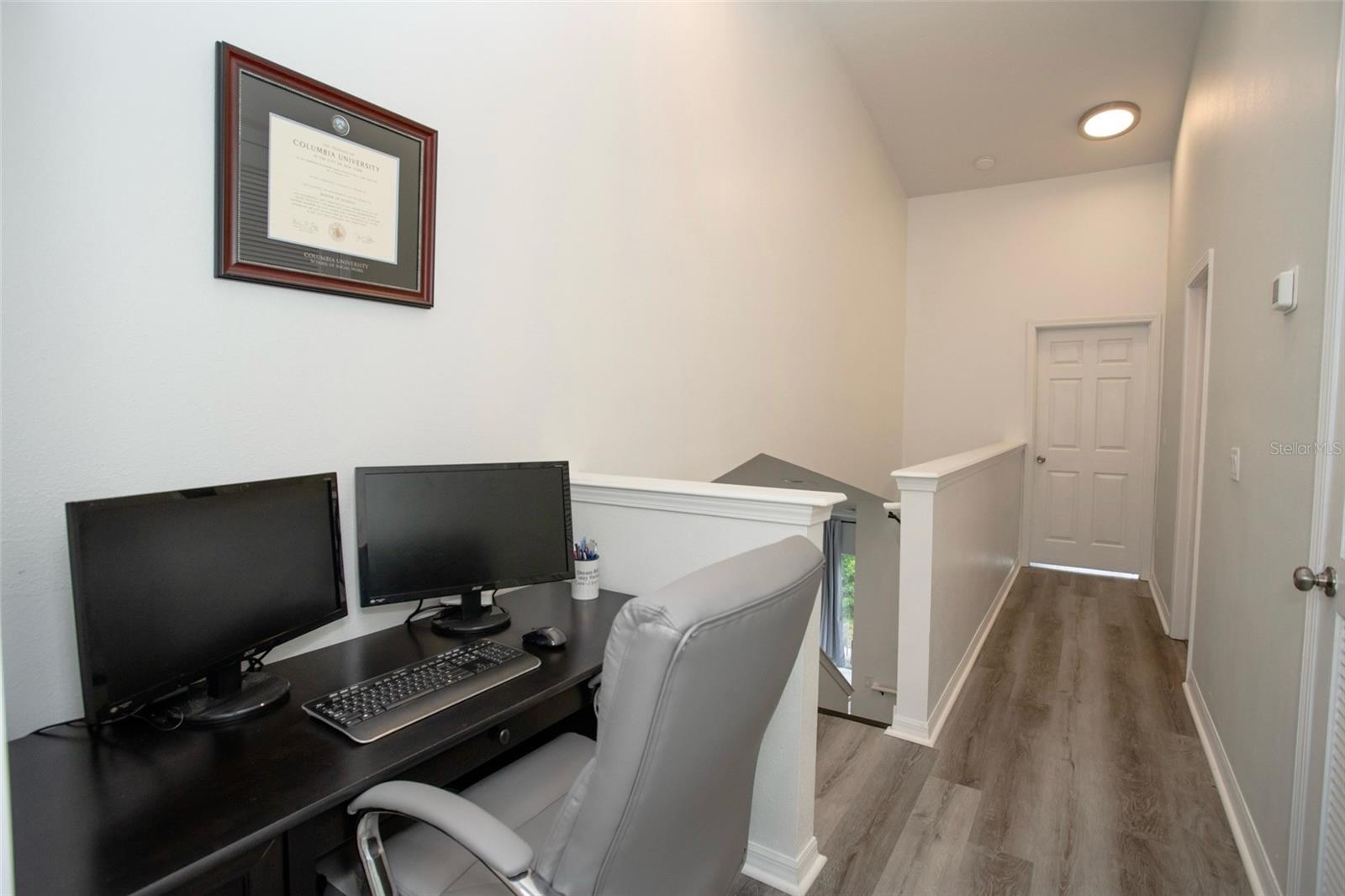 Image 22 of 40 For 6233 Olivedale Drive