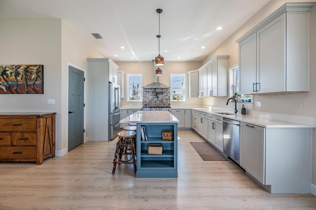Image 10 of 55 For 16025 Redington Drive
