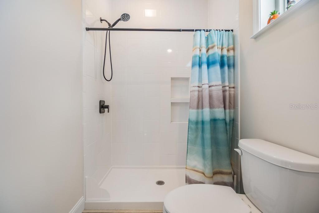 Image 34 of 55 For 16025 Redington Drive