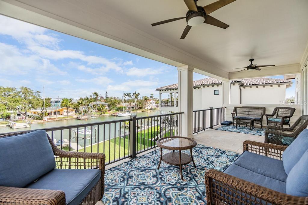Image 38 of 55 For 16025 Redington Drive
