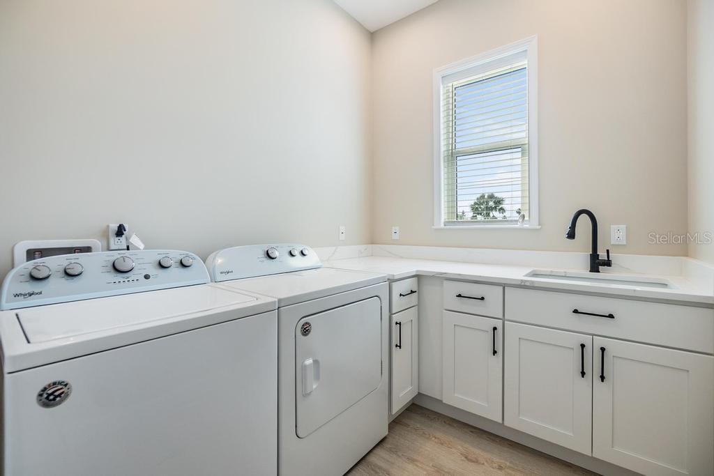 Image 41 of 55 For 16025 Redington Drive