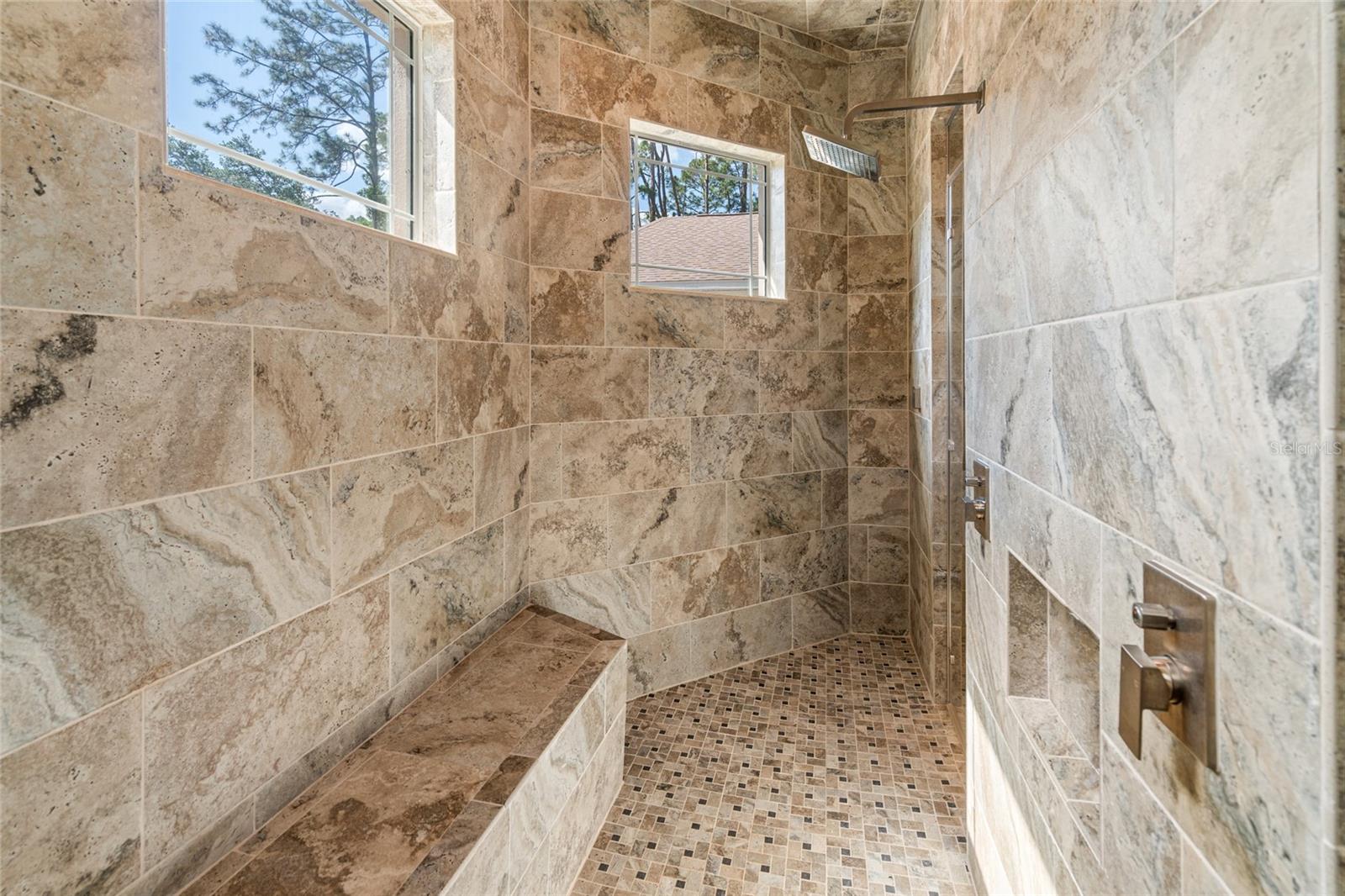 Listing photo id 19 for 7340 West Drive