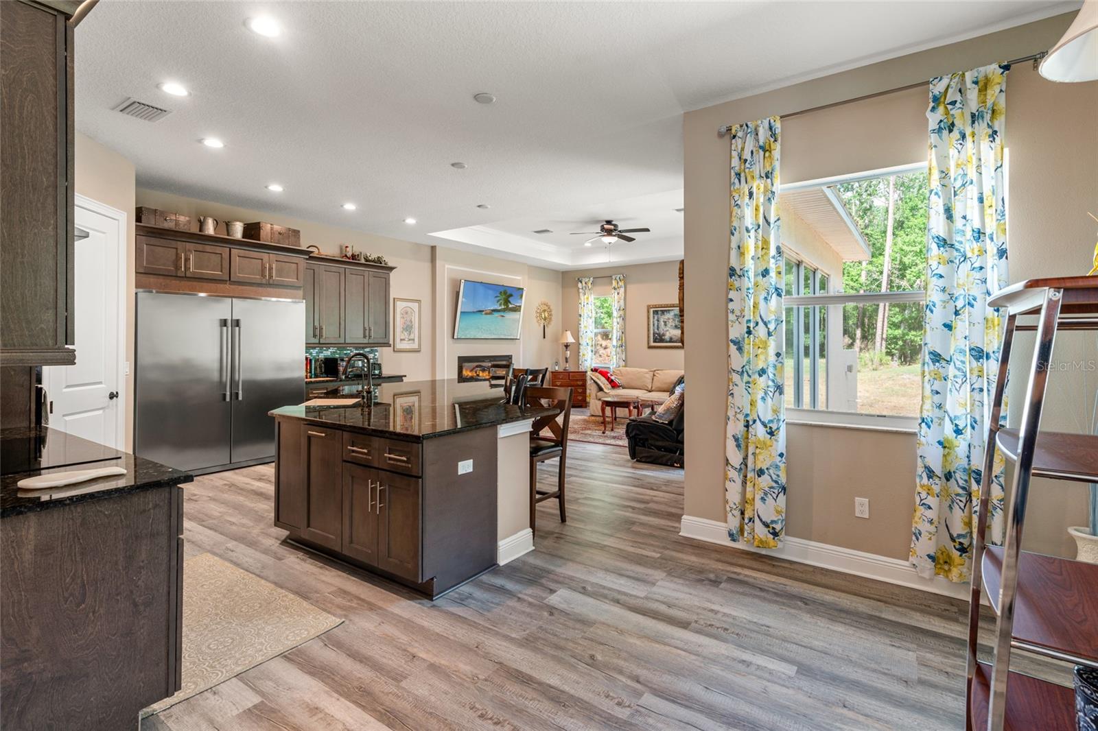 Listing photo id 28 for 7340 West Drive