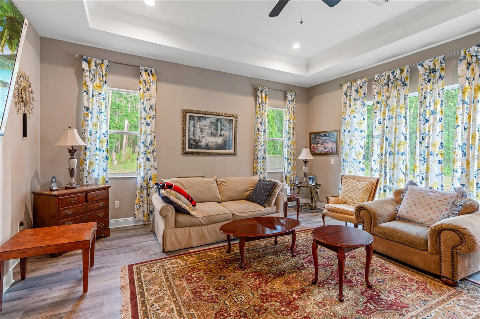 Listing photo id 35 for 7340 West Drive