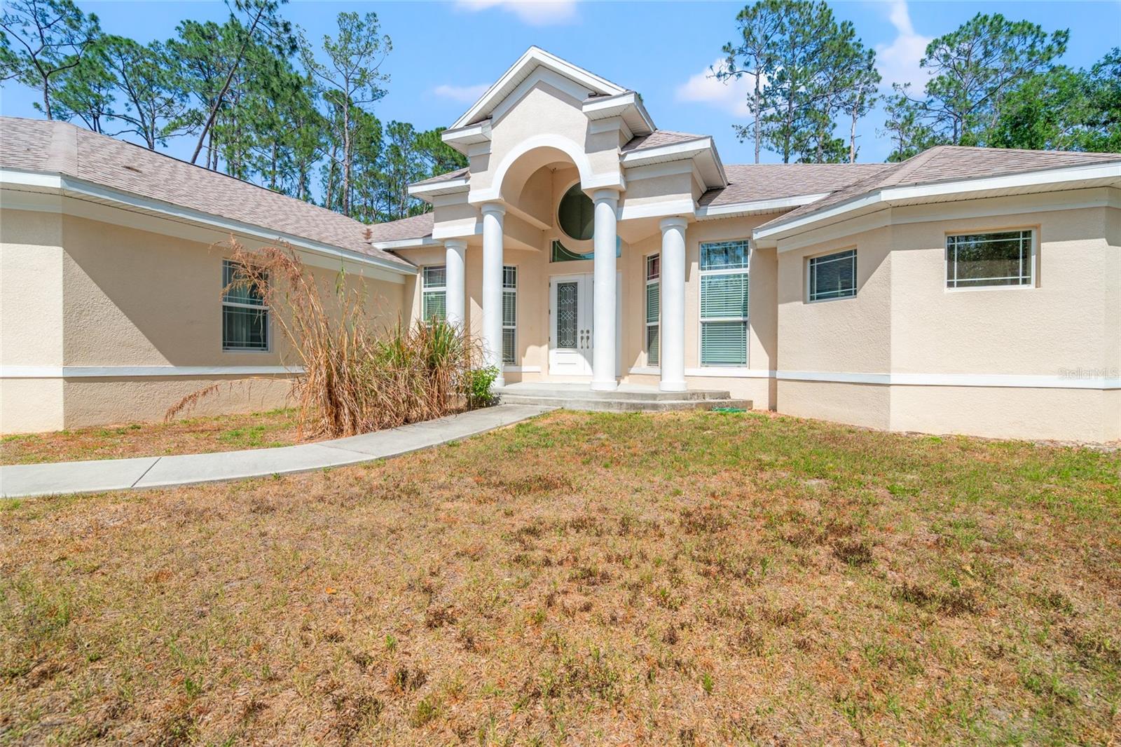 Listing photo id 6 for 7340 West Drive