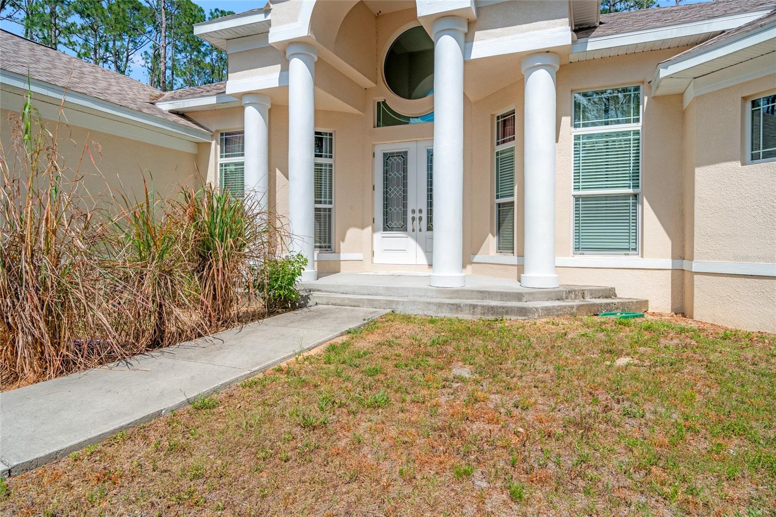 Listing photo id 7 for 7340 West Drive