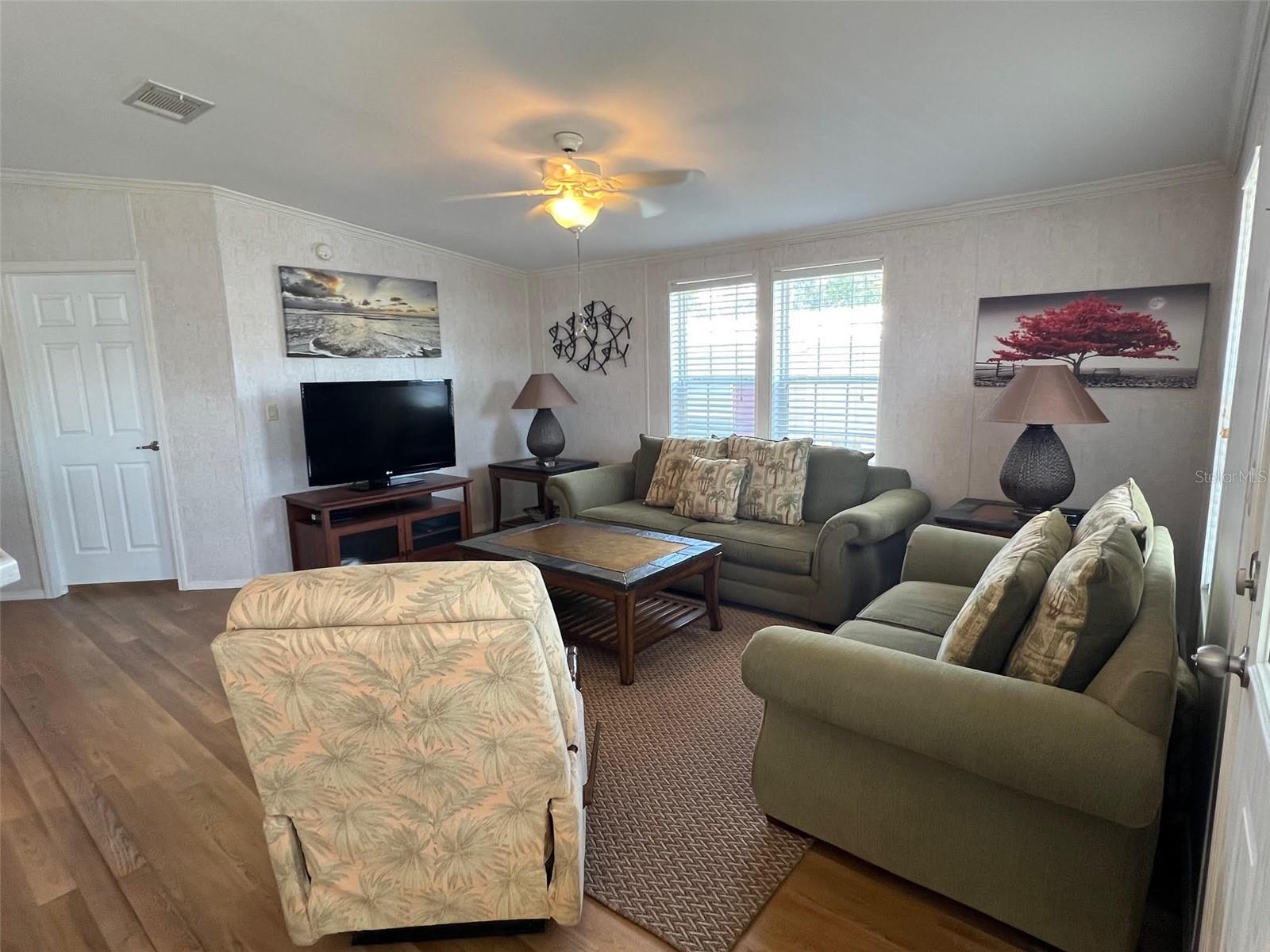 Image 17 of 44 For 11300 124th Avenue 25