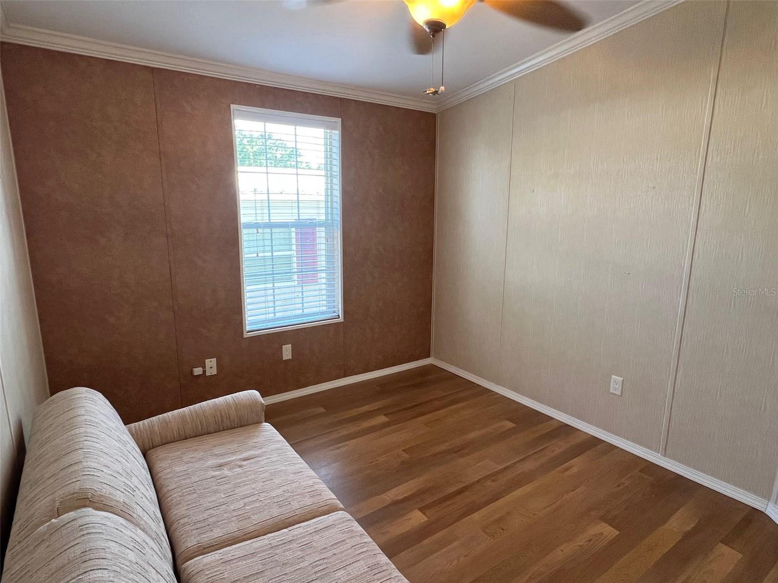 Image 23 of 44 For 11300 124th Avenue 25