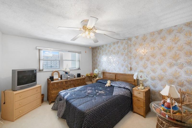 Image 19 of 29 For 5925 Shore Boulevard S 602