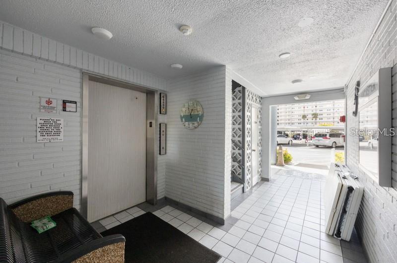 Image 5 of 29 For 5925 Shore Boulevard S 602