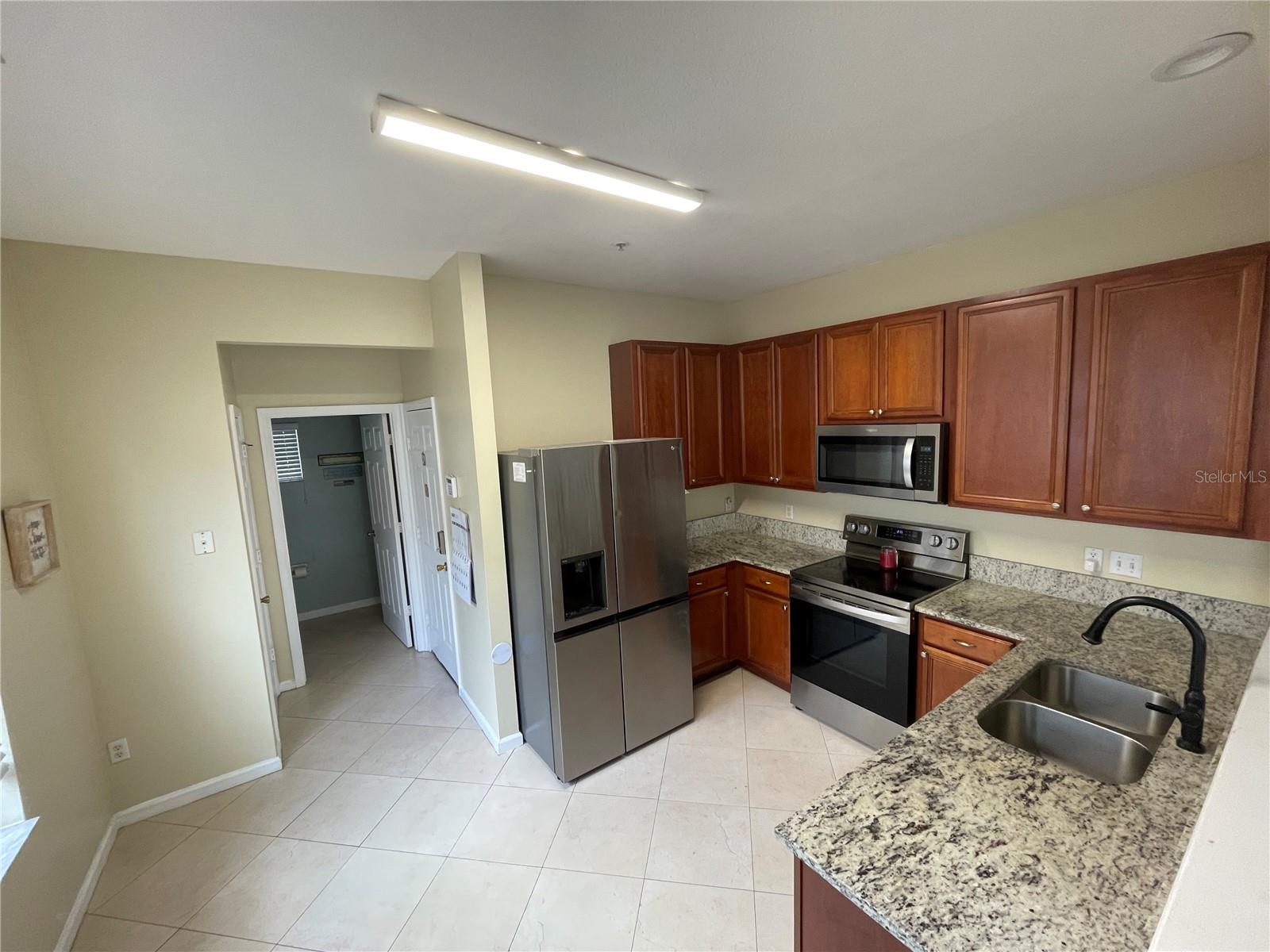 Image 10 of 66 For 6059 Twain Street 108