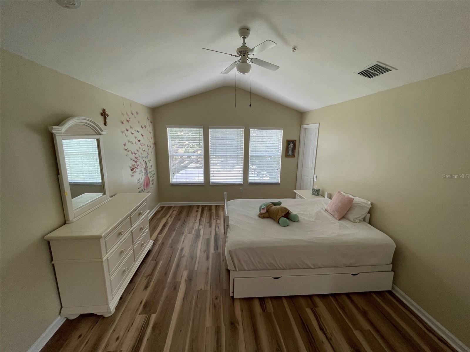Image 26 of 66 For 6059 Twain Street 108