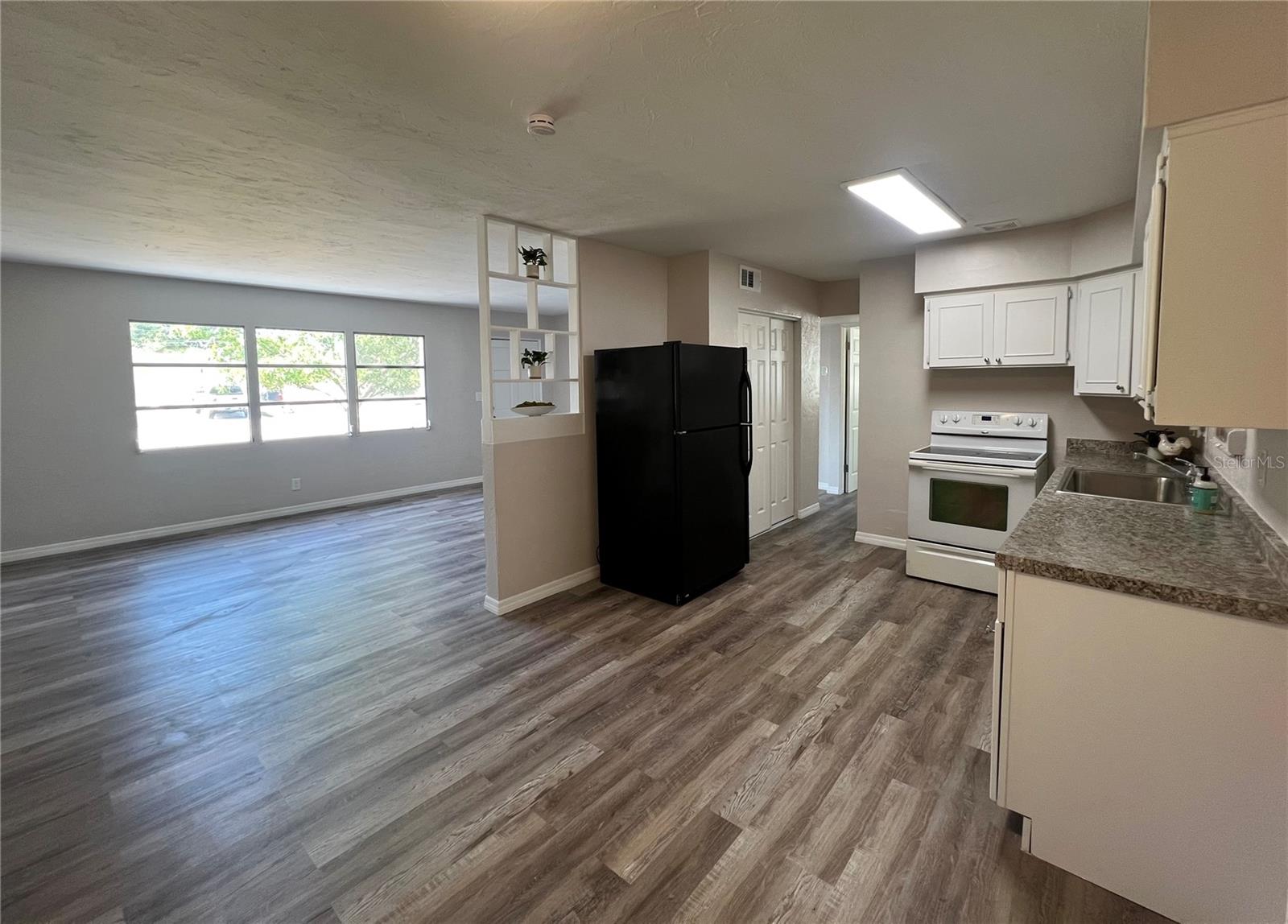 Image 10 of 19 For 5660 86th Avenue