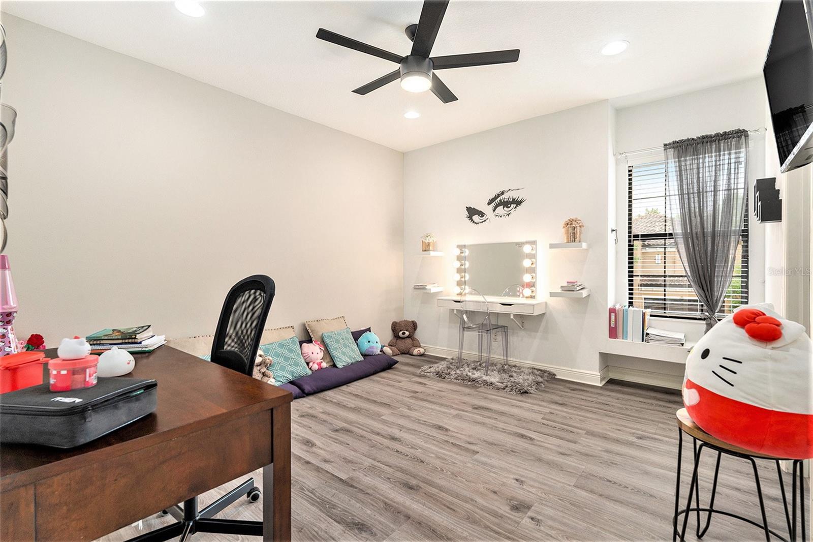 Image 28 of 39 For 2608 Calvano Drive