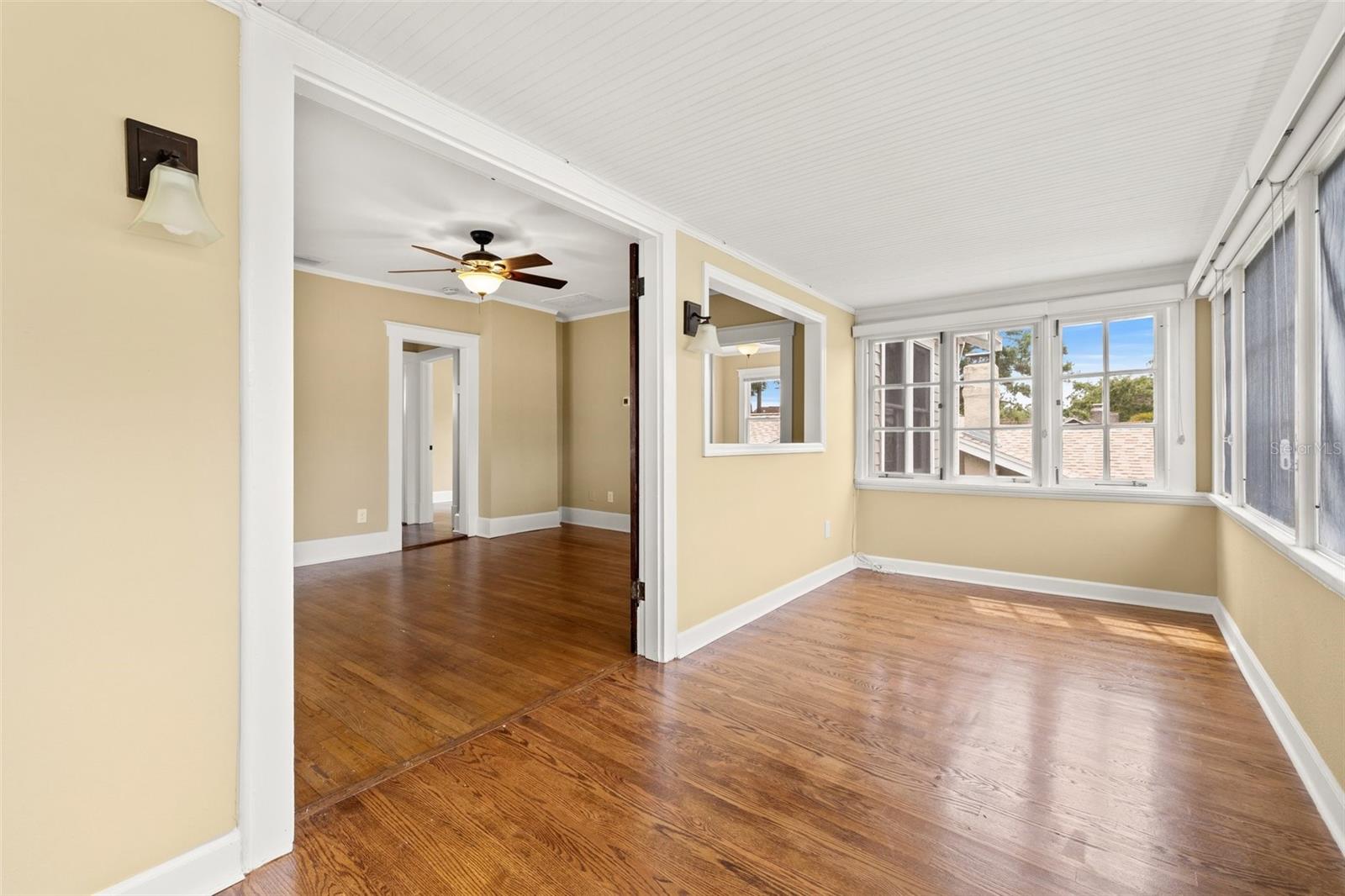 Listing photo id 26 for 2628 2nd Avenue N