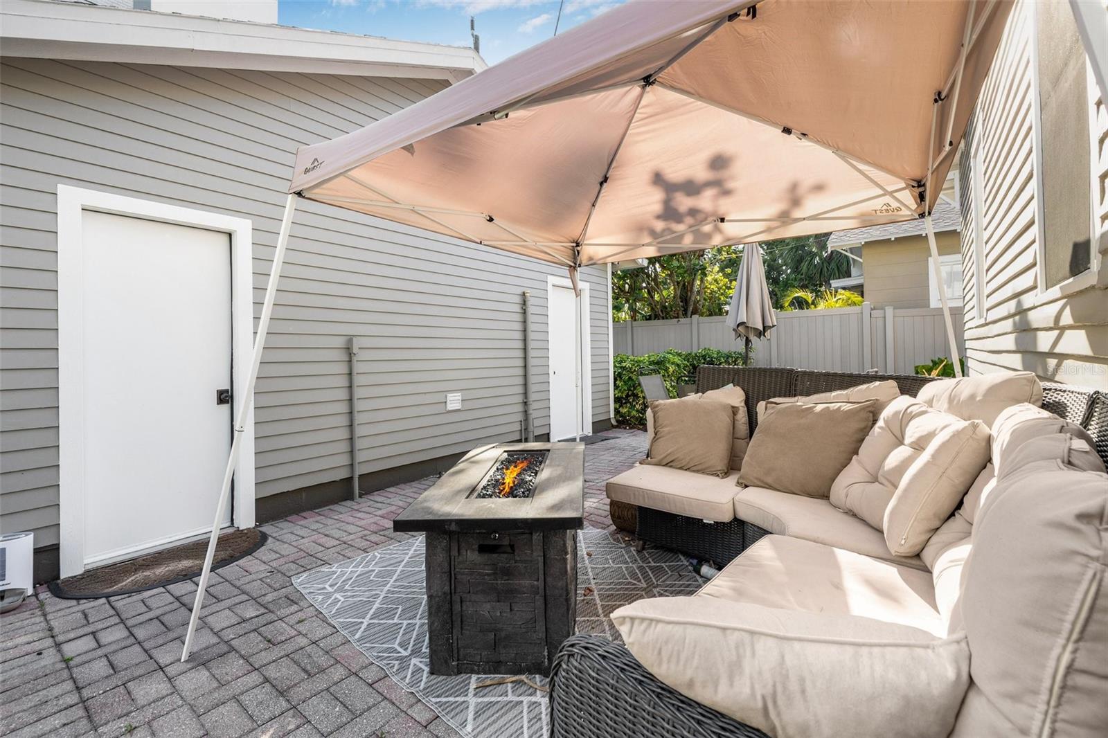 Listing photo id 43 for 2628 2nd Avenue N