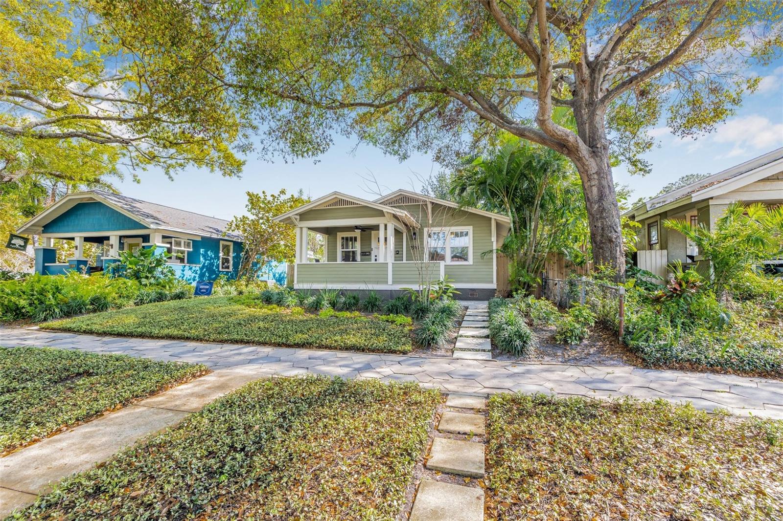 Image 3 of 29 For 2710 2nd Avenue N