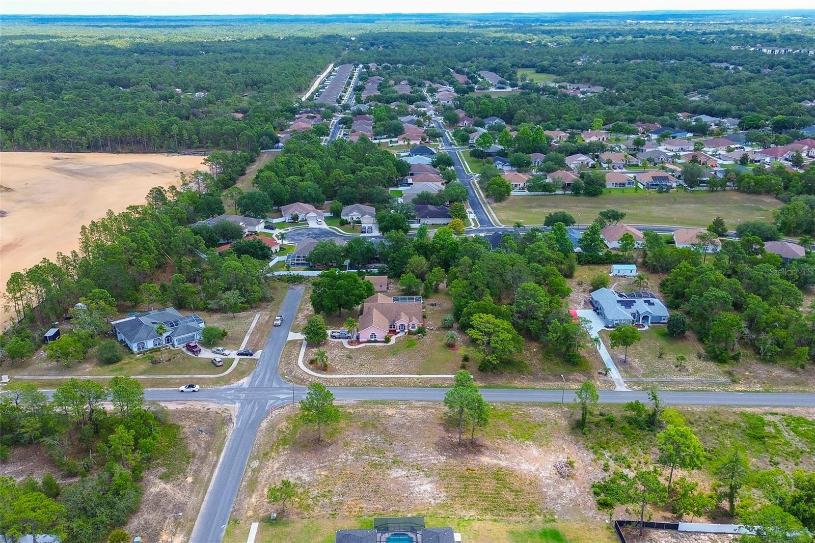 Listing photo id 10 for 13270 Lauren Drive