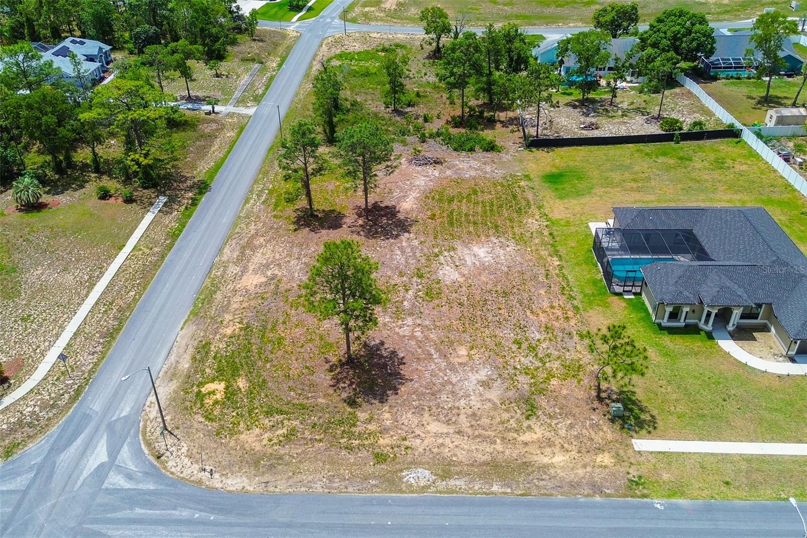 Listing photo id 6 for 13270 Lauren Drive
