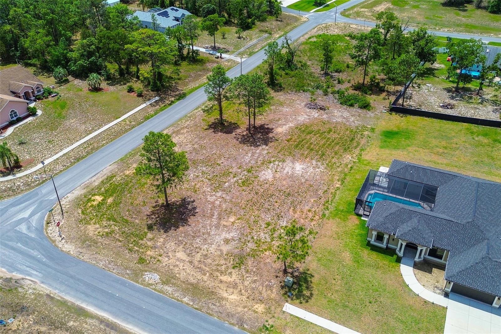 Listing photo id 7 for 13270 Lauren Drive