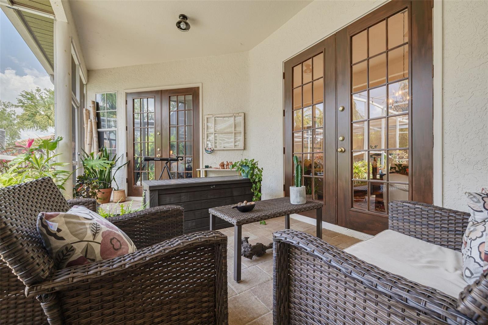 Image 20 of 45 For 4766 Royal Palm Circle Ne