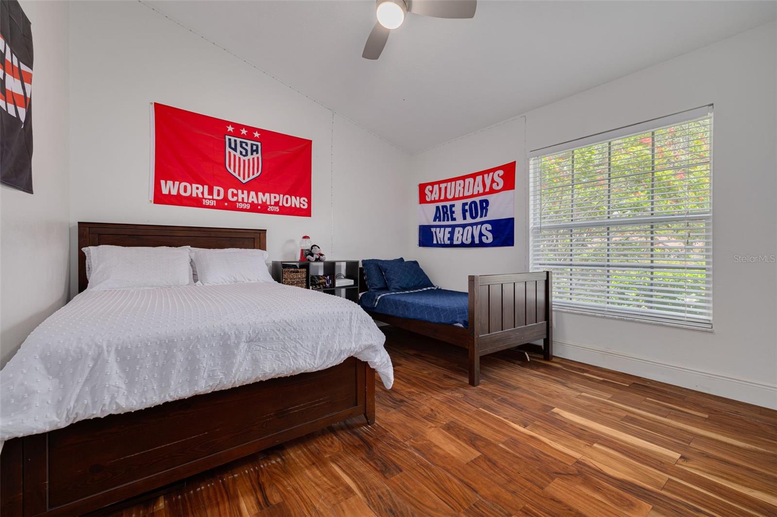 Image 33 of 45 For 4766 Royal Palm Circle Ne