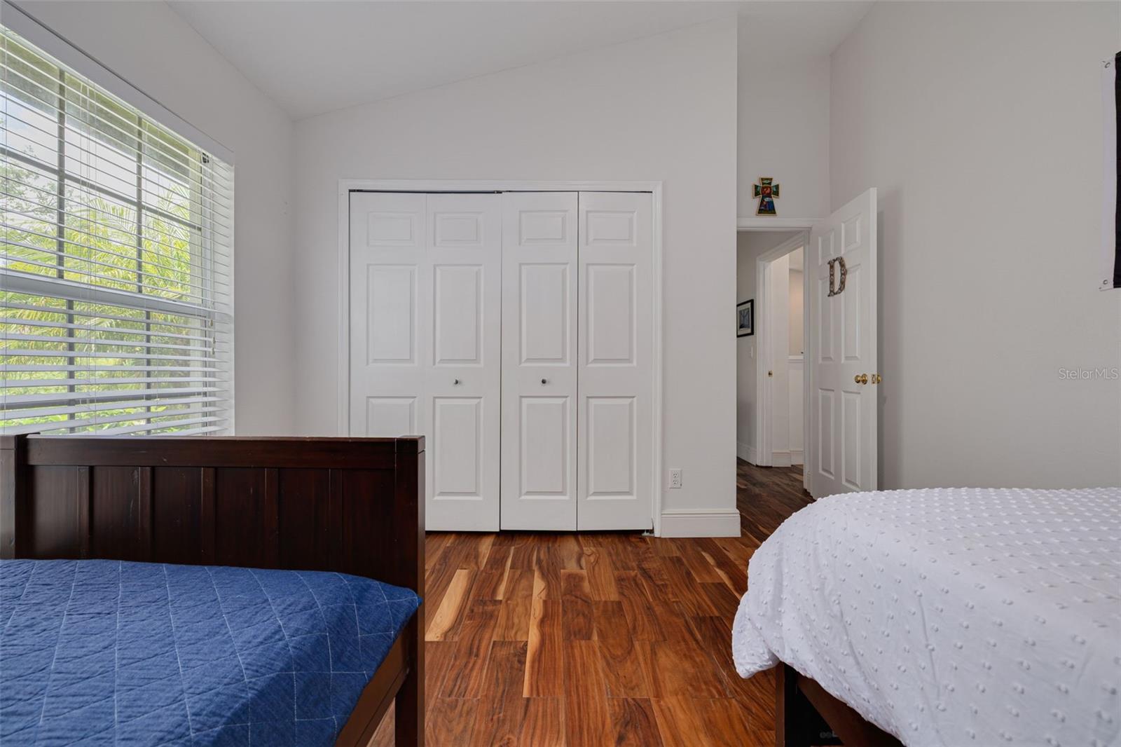 Image 34 of 45 For 4766 Royal Palm Circle Ne