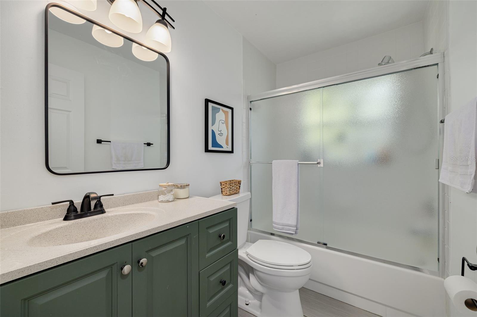 Image 35 of 45 For 4766 Royal Palm Circle Ne