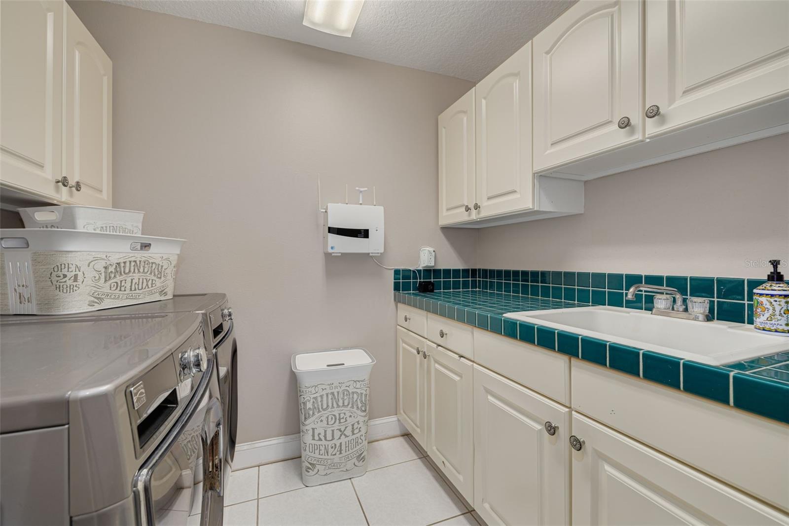 Image 38 of 45 For 4766 Royal Palm Circle Ne
