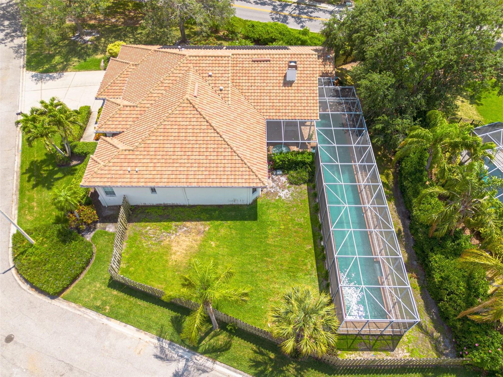 Image 4 of 45 For 4766 Royal Palm Circle Ne