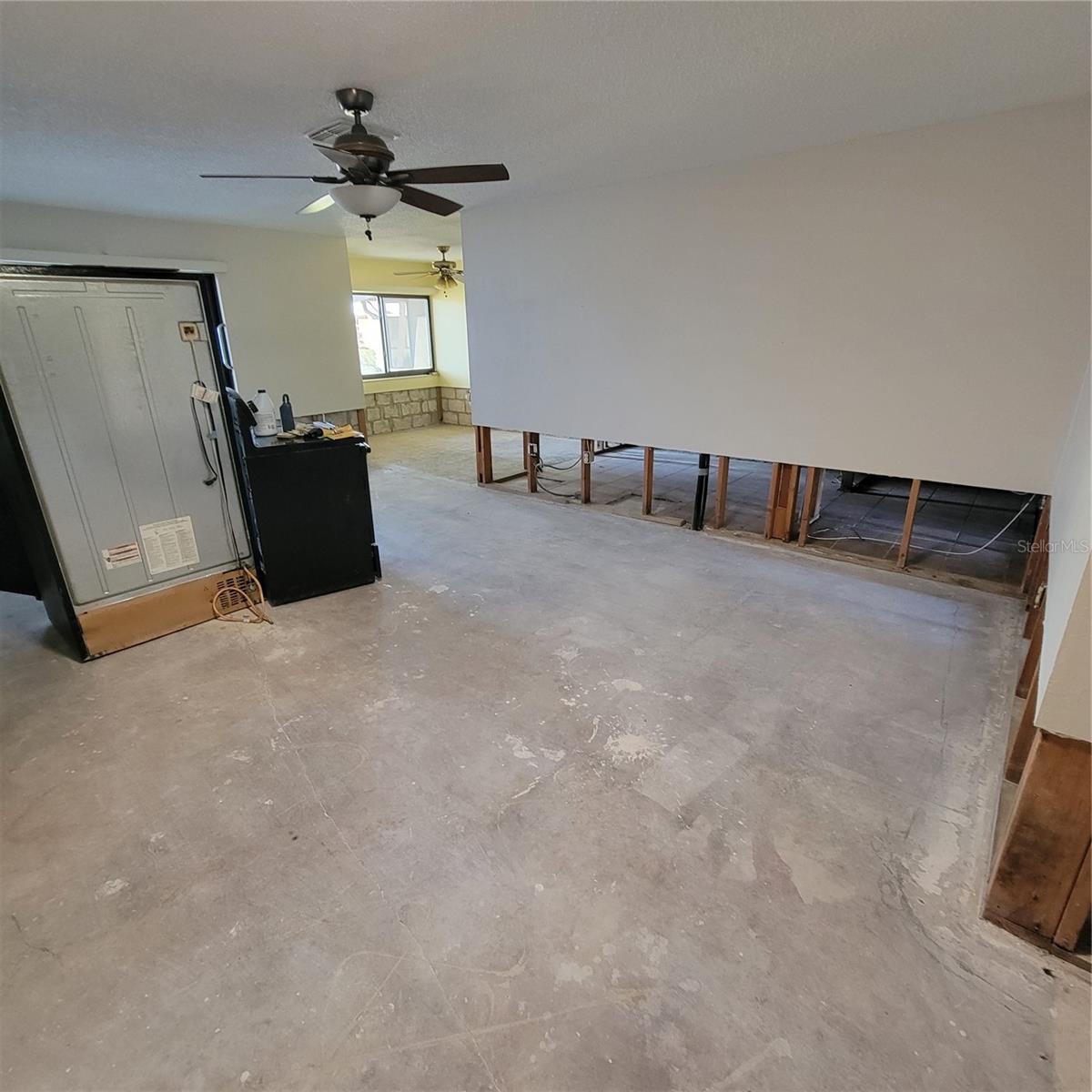 Image 11 of 23 For 1234 11th Circle Se