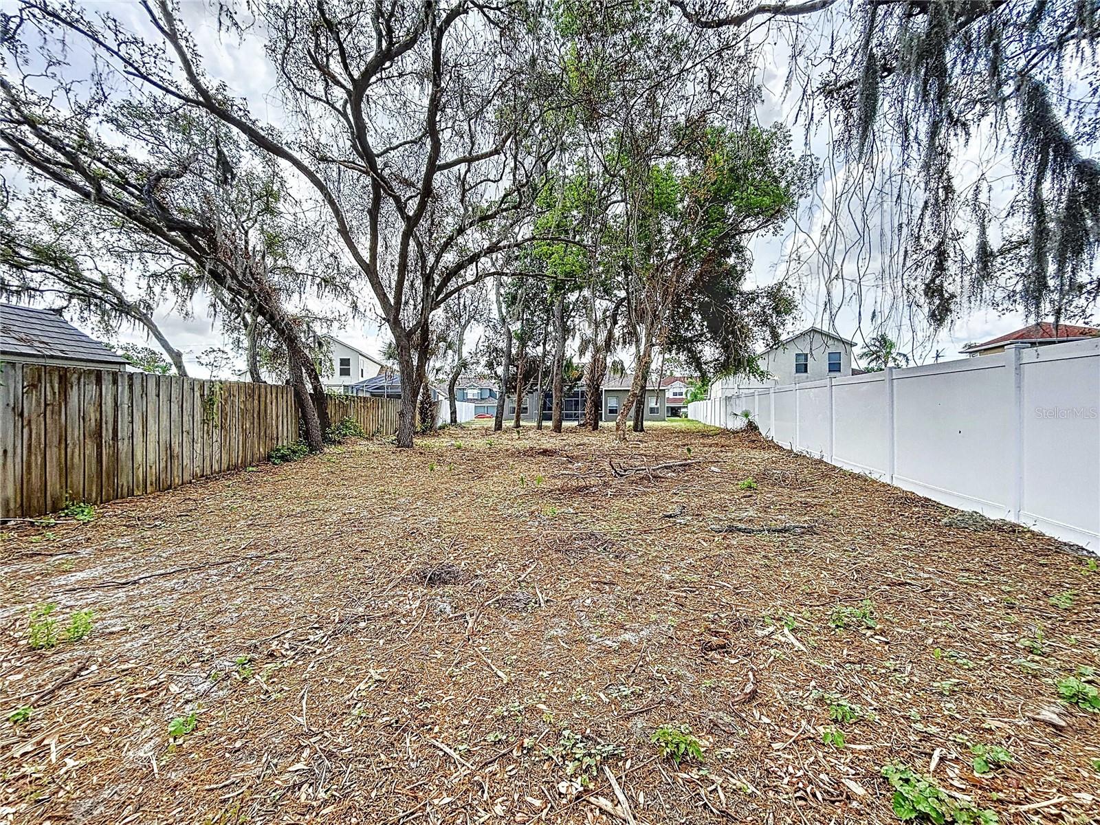 Image 76 of 98 For 1919 Oswego Drive