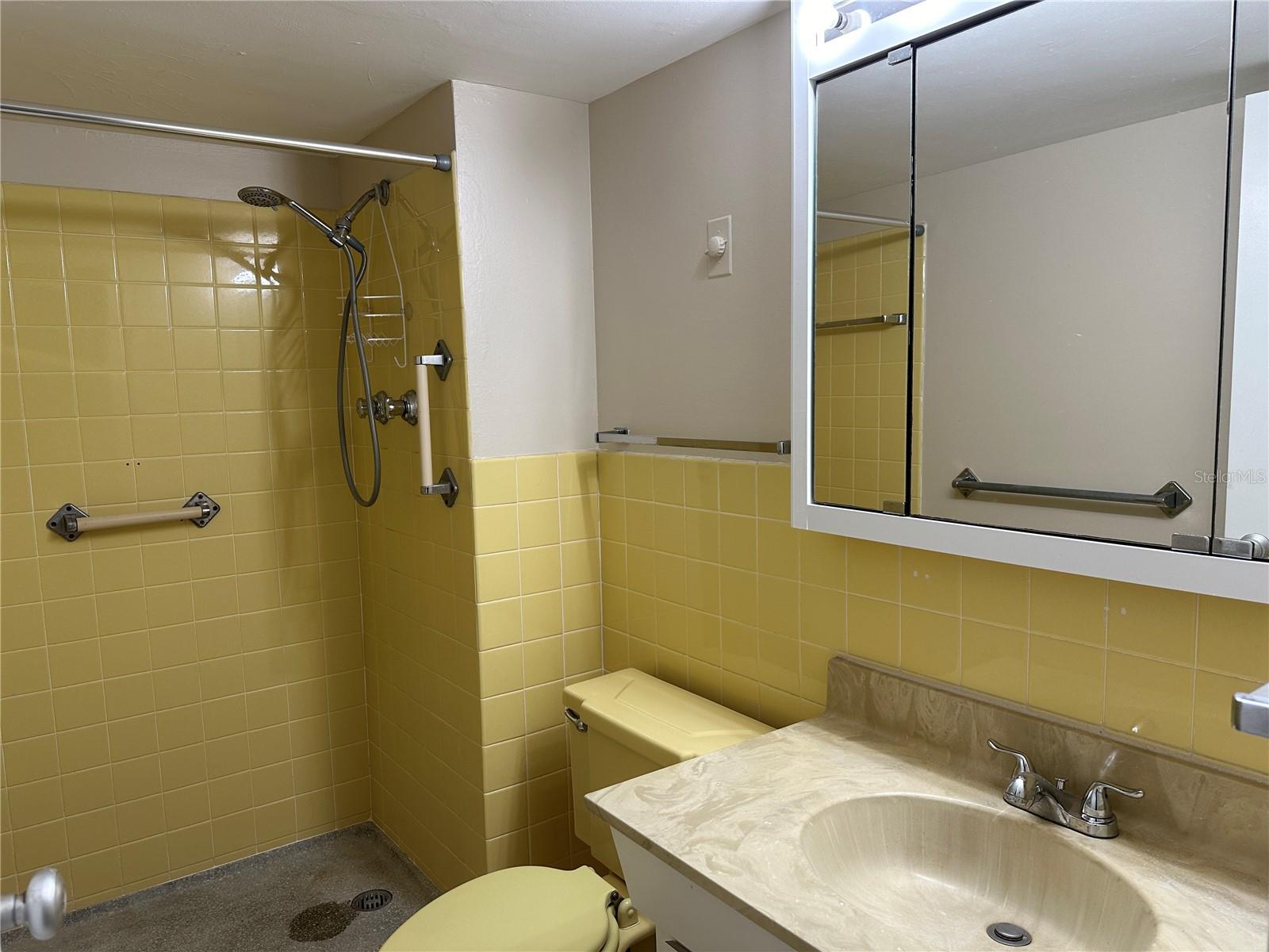 Image 22 of 29 For 10355 Paradise Boulevard 414