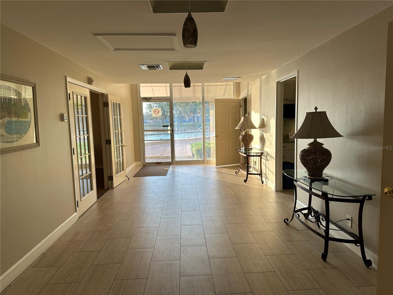 Image 23 of 29 For 10355 Paradise Boulevard 414
